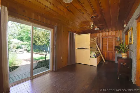 3401 E 4th Pl, Tulsa, OK 74112 photo 21