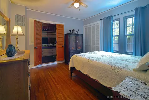 3401 E 4th Pl, Tulsa, OK 74112 photo 18