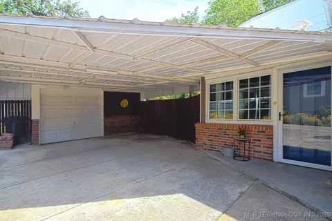 3401 E 4th Pl, Tulsa, OK 74112 photo 27