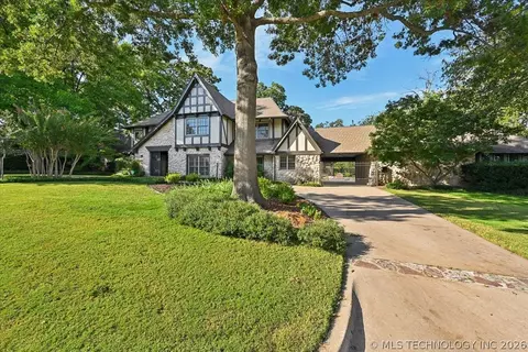 3133 E 68th St, Tulsa, OK 74136