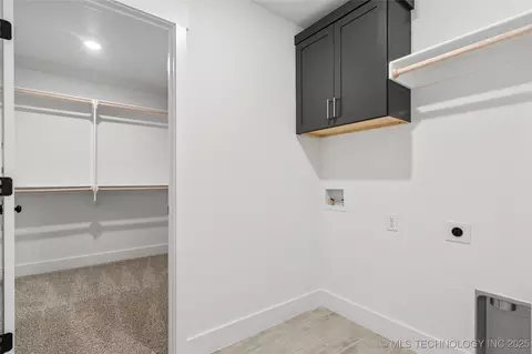 2812 E Monroe St, Broken Arrow, OK 74014 photo 8