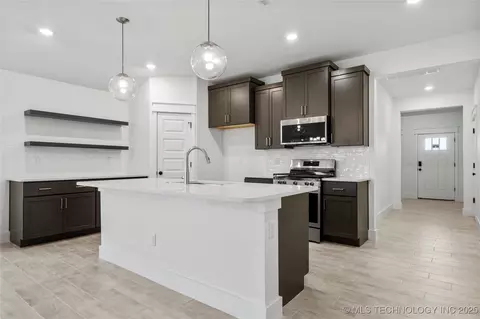 2812 E Monroe St, Broken Arrow, OK 74014 photo 12