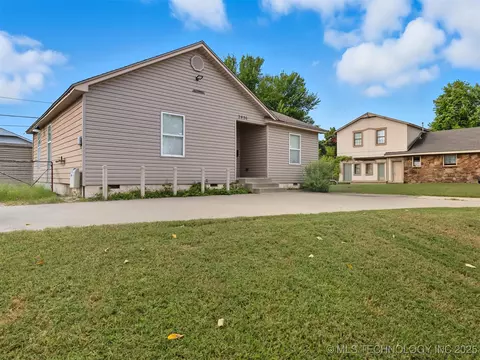 2836 E Admiral Blvd, Tulsa, OK 74110