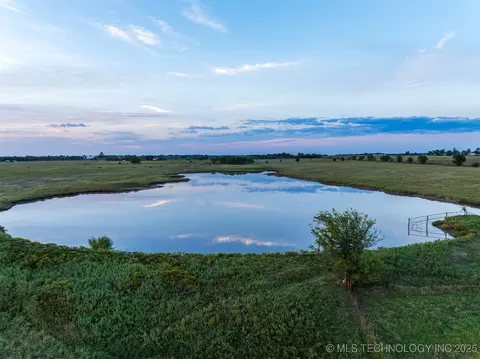 3 S 320 Rd, Morris, OK 74445 photo 12