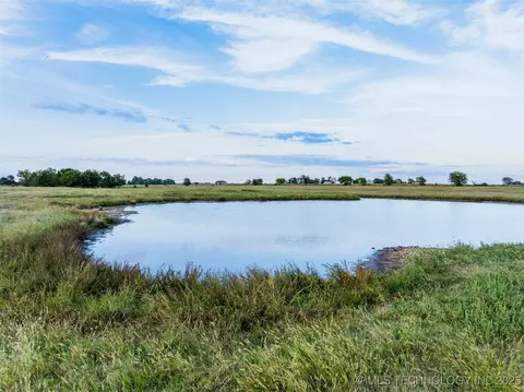 3 S 320 Rd, Morris, OK 74445 photo 32