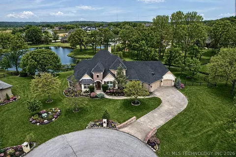 7474 S 288th East Ave, Broken Arrow, OK 74014