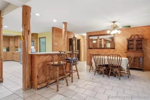 Dining - 175 S 428 Rd, Pryor, OK 74361 photo 3 of 3