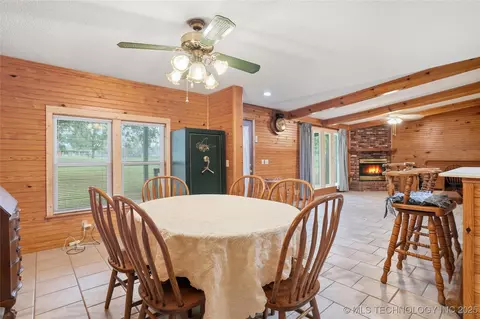 Dining - 175 S 428 Rd, Pryor, OK 74361 photo 1 of 3