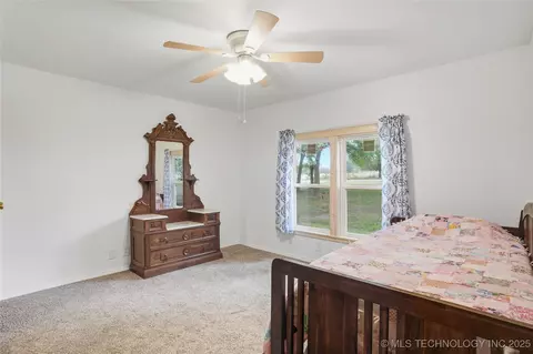 Bedroom - 175 S 428 Rd, Pryor, OK 74361 photo 6 of 8