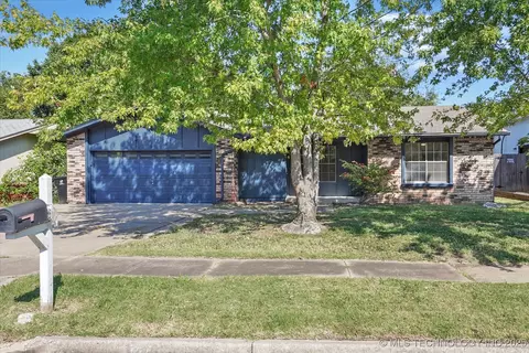 412 W Austin St, Broken Arrow, OK 74011