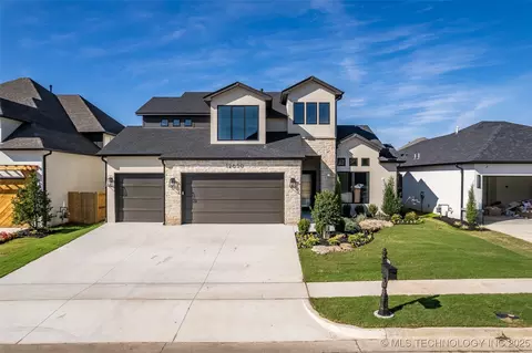 12630 S Granite Ave, Bixby, OK 74008