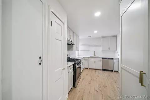4629 E 14th St, Tulsa, OK 74112 photo 11