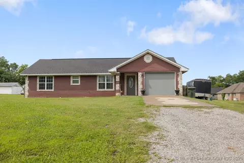 609 W Smiser Rd, Calera, OK 74730
