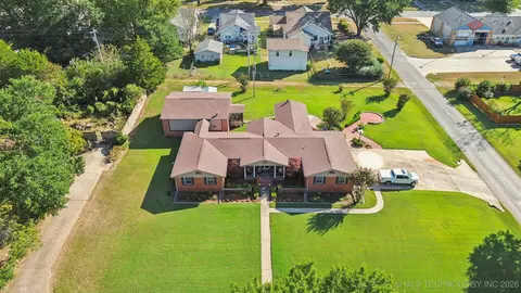 View/Area - 1300 E 7th St, Okmulgee, OK 74447 photo 1 of 4