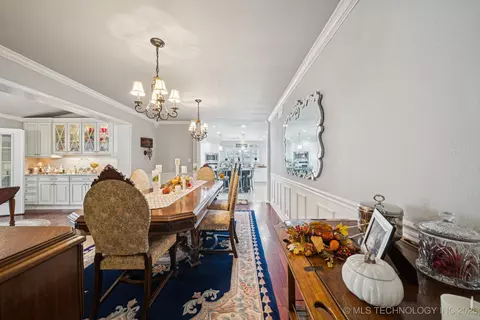 Dining - 1300 E 7th St, Okmulgee, OK 74447 photo 1 of 3