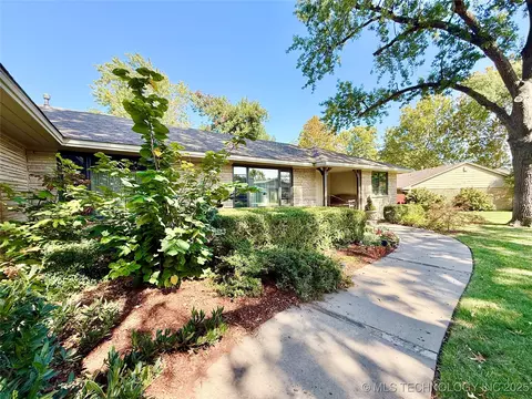 2911 E 37th St, Tulsa, OK 74105 photo 5