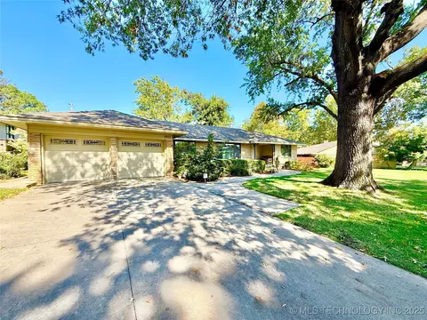 2911 E 37th St, Tulsa, OK 74105 photo 6