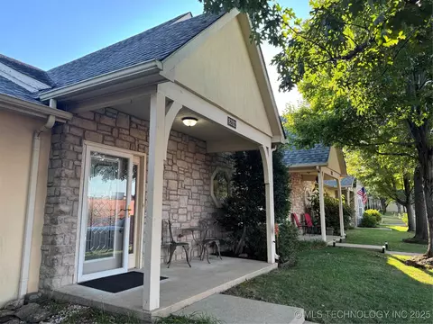 8202 E 74th Ct, Tulsa, OK 74133 photo 6