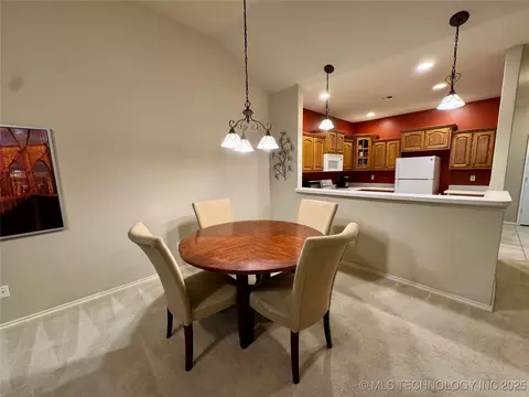8202 E 74th Ct, Tulsa, OK 74133 photo 9