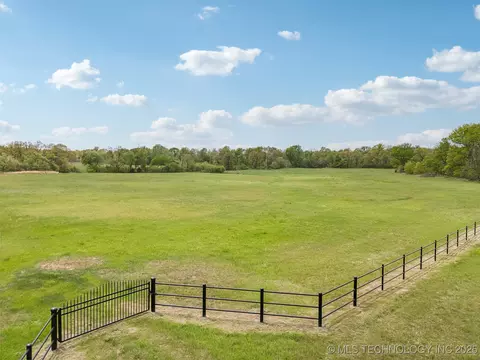 35820 W Hwy 33, Mannford, OK 74044