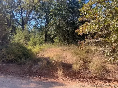Half Bank Road, Atoka, OK 74525