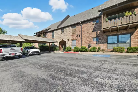 3 Woodward Boulevard A103, Tulsa, OK 74114