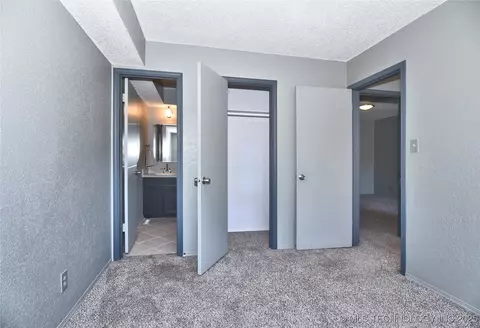 Undisclosed, Tulsa, OK 74136 photo 12