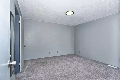 Undisclosed, Tulsa, OK 74136 photo 14