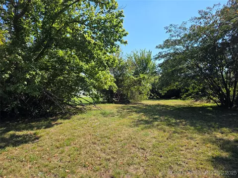1410 SE White St, Ardmore, OK 73401