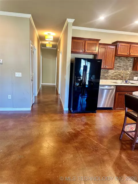 Entry Way - 415664 E 1093 Rd E, Checotah, OK 74426 photo 1 of 2