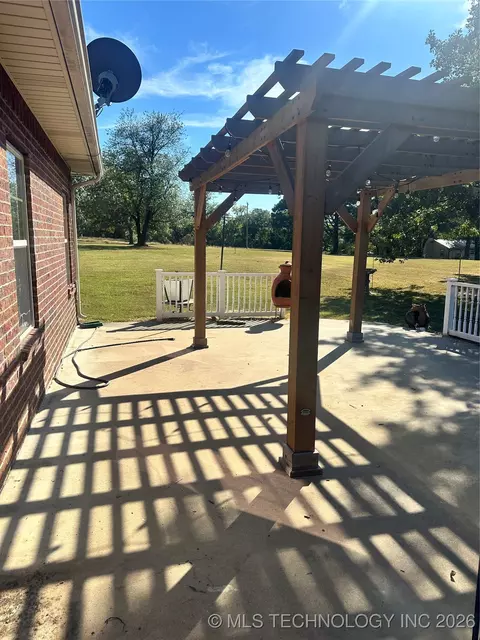 Exterior - 415664 E 1093 Rd E, Checotah, OK 74426 photo 3 of 5