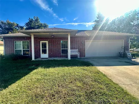 Exterior - 415664 E 1093 Rd E, Checotah, OK 74426 photo 2 of 5