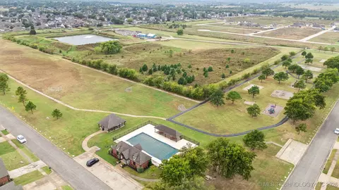20714 E 34th Pl S, Broken Arrow, OK 74014 photo 32