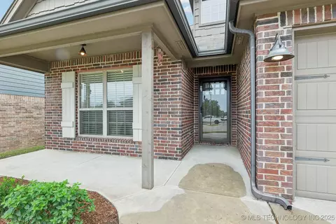 20714 E 34th Pl S, Broken Arrow, OK 74014 photo 3