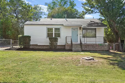1210 Maybelle Dr, Sapulpa, OK 74066
