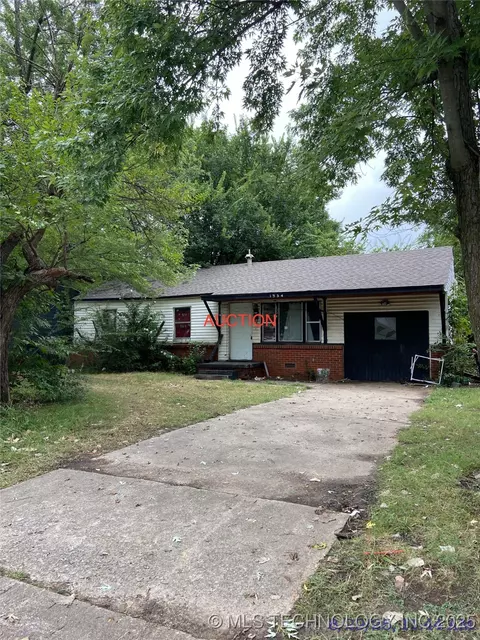 1334 E 51 Pl N, Tulsa, OK 74126