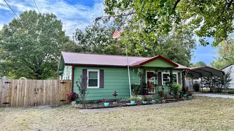 907 Kershaw Dr, Muskogee, OK 74401