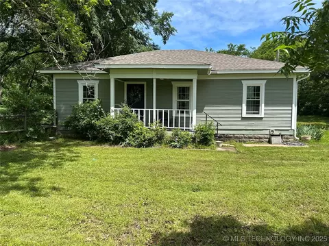 24898 S 305th West Ave, Bristow, OK 74010