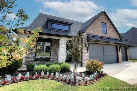 11261 S Fir Ave W, Jenks, OK 74037