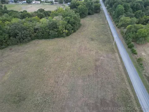 3 E Coon Crk, Eufaula, OK 74432