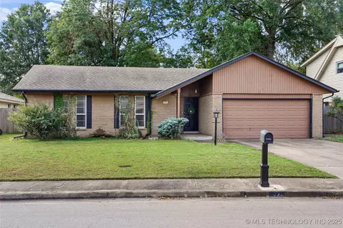 721 W Boston St, Broken Arrow, OK 74012