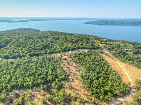 230 Patriot Pointe, Eufaula, OK 74432 photo 9