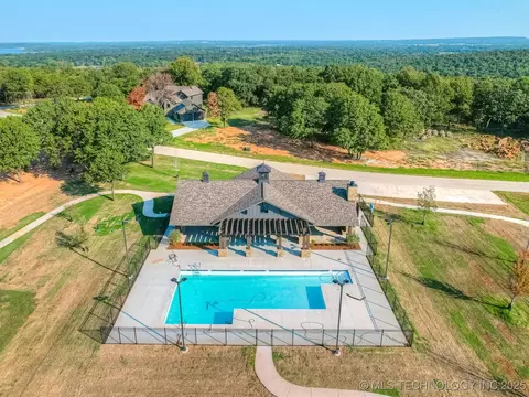 230 Patriot Pointe, Eufaula, OK 74432 photo 8