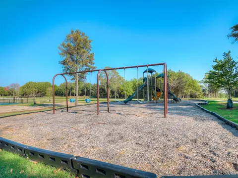230 Patriot Pointe, Eufaula, OK 74432 photo 6