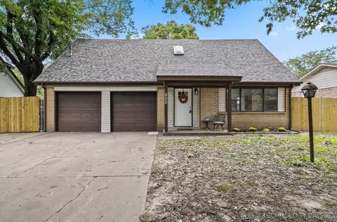 800 W Atlanta Pl, Broken Arrow, OK 74012