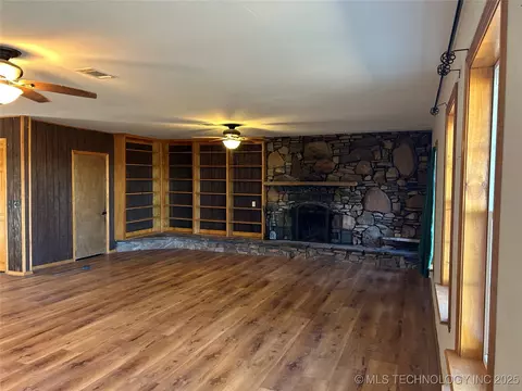 29046 E 1900 Rd, Ringling, OK 73456 photo 2