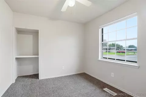 11502 E 37th St, Tulsa, OK 74146 photo 19