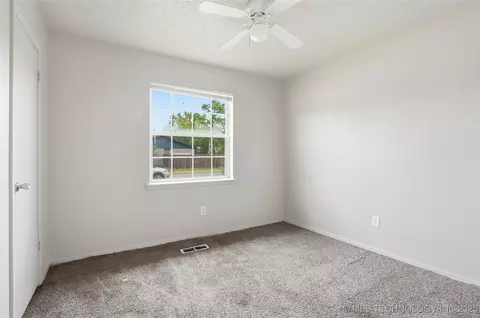 11502 E 37th St, Tulsa, OK 74146 photo 15