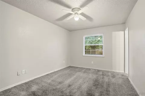 11502 E 37th St, Tulsa, OK 74146 photo 12