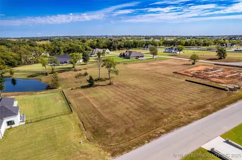 10957 S 218th East East Ave, Broken Arrow, OK 74014